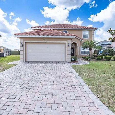 5 Bedrooms/5.5 Bathrooms/Villa Near Theme Parks